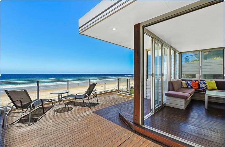 Beachfront Beauty! ゴールドコースト エクステリア 写真