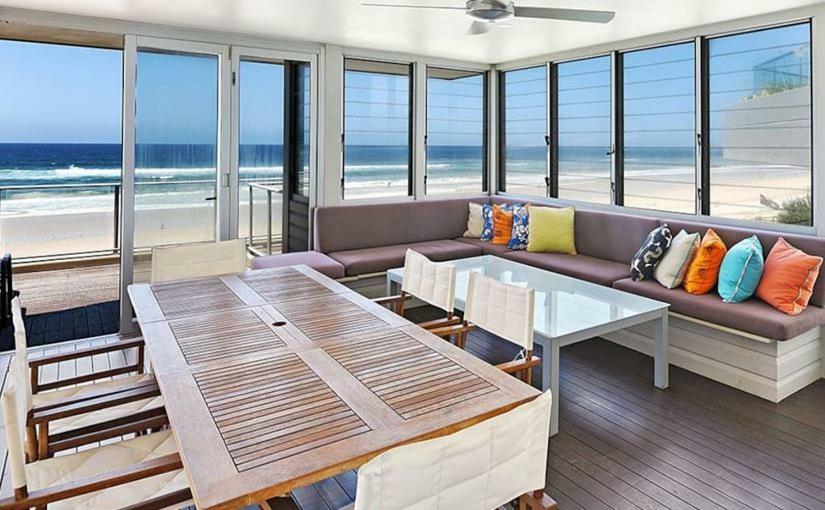 Beachfront Beauty! ゴールドコースト エクステリア 写真